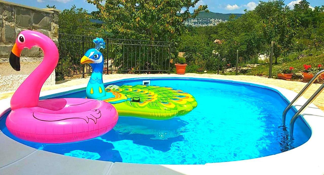 Holiday Home Deni Roč Kültér fotó